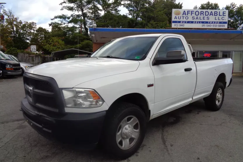 2017 Ram 2500 Tradesman photo 1