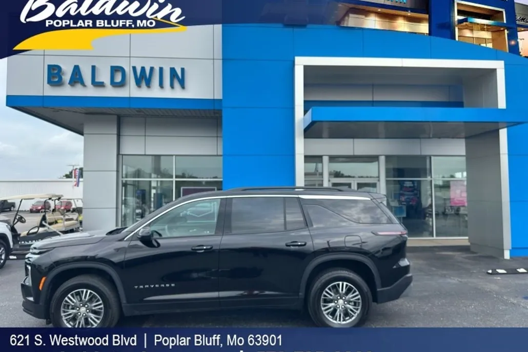 2025 Chevrolet Traverse photo 1