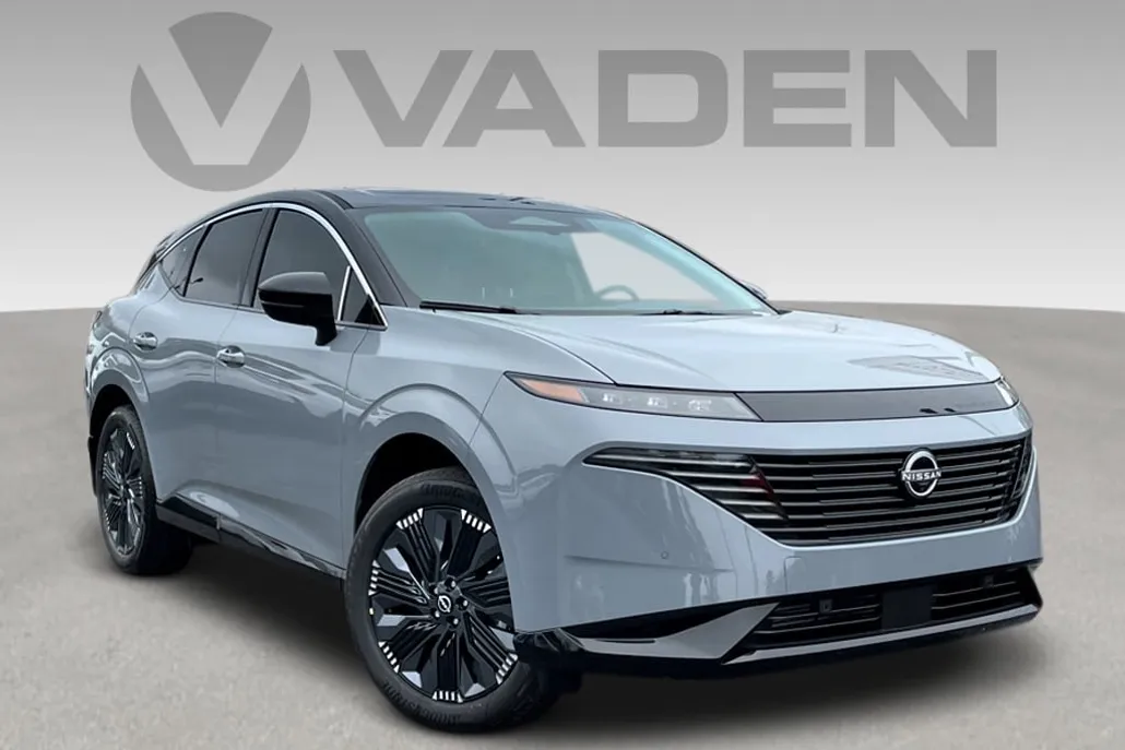 2025 Nissan Murano Platinum photo 1