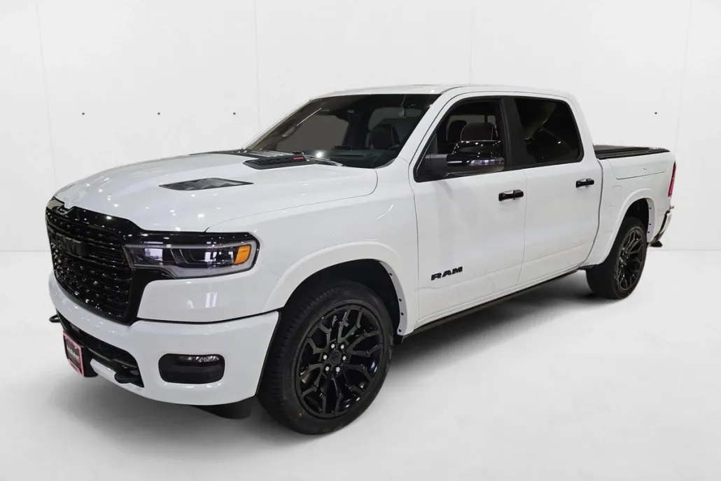 2025 Ram 1500 Limited photo 1