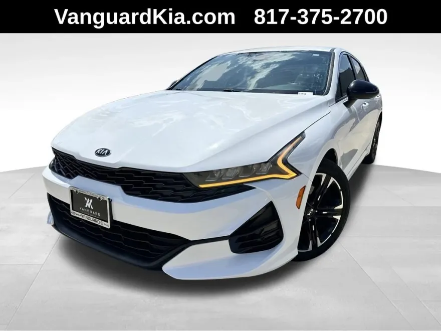 2021 Kia K5 GT-Line photo 1
