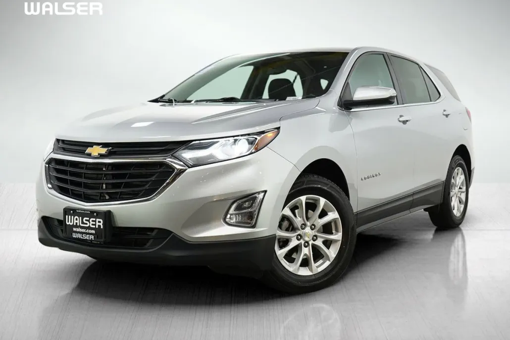 2018 Chevrolet Equinox LT photo 1