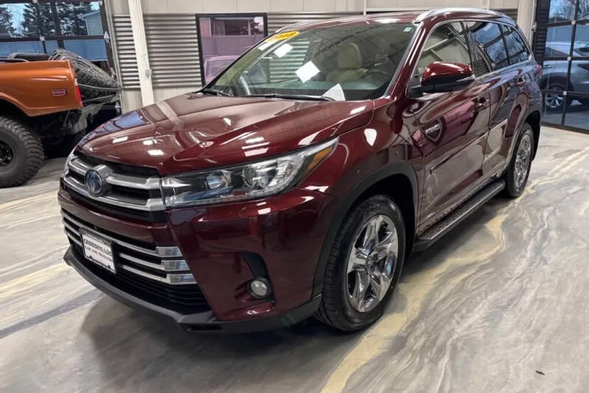 2018 Toyota Highlander Hybrid Limited Platinum photo 1