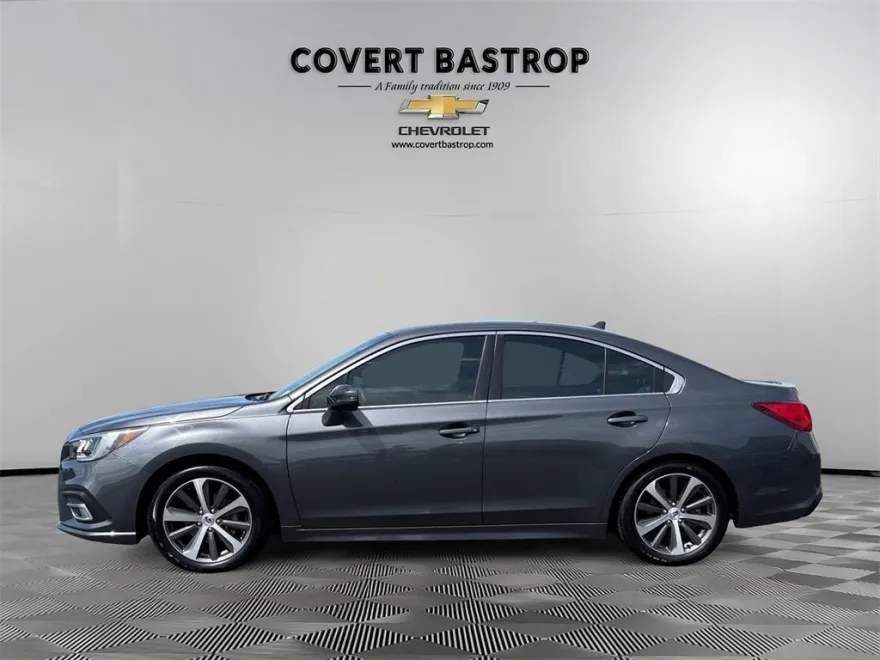 2019 Subaru Legacy Limited photo 1