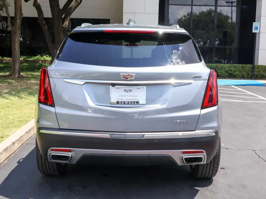 2025 Cadillac XT5 Premium Luxury photo 1