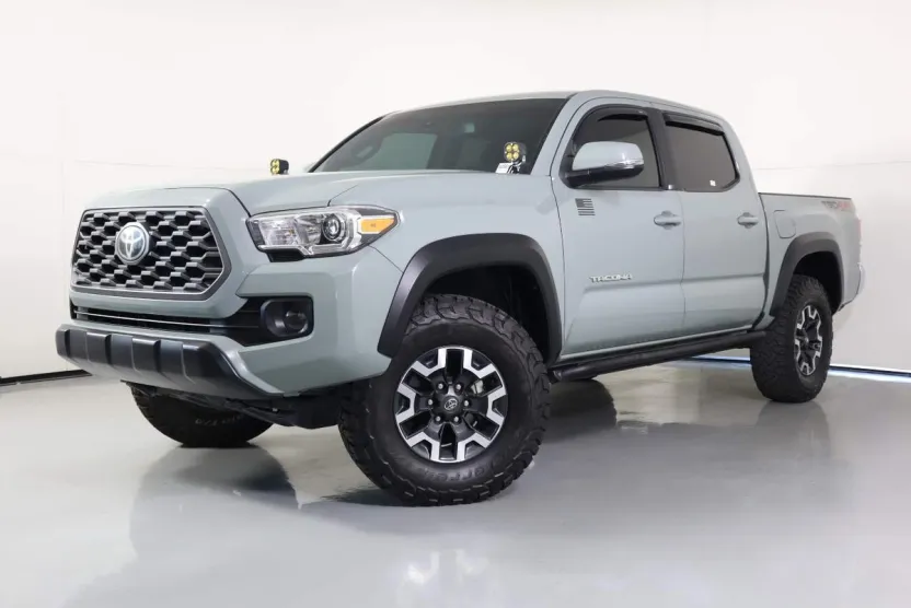 2022 Toyota Tacoma TRD Off-Road photo 1