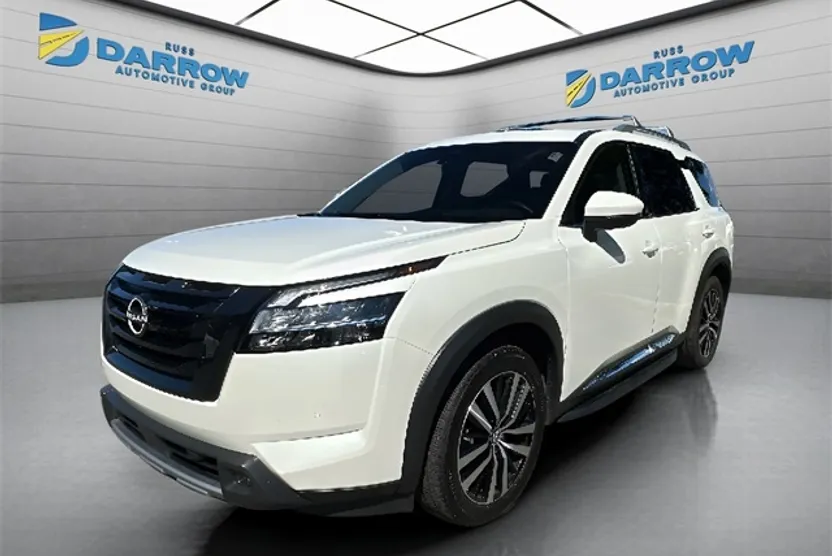 2023 Nissan Pathfinder Platinum photo 1
