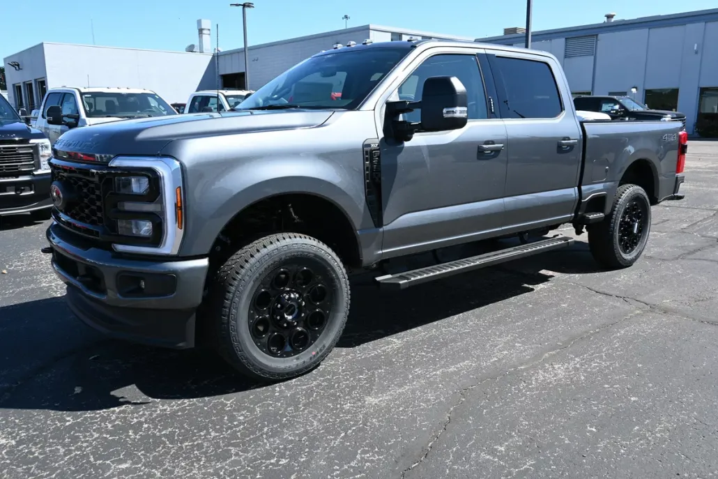 2026 Ford F-250 XLT photo 1