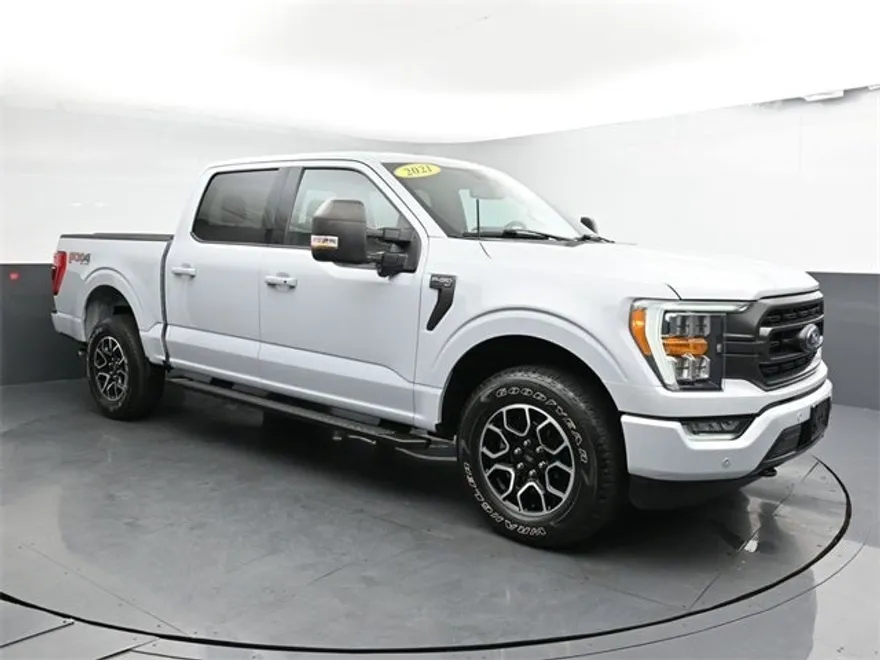 2021 Ford F-150 XLT FX4 photo 1