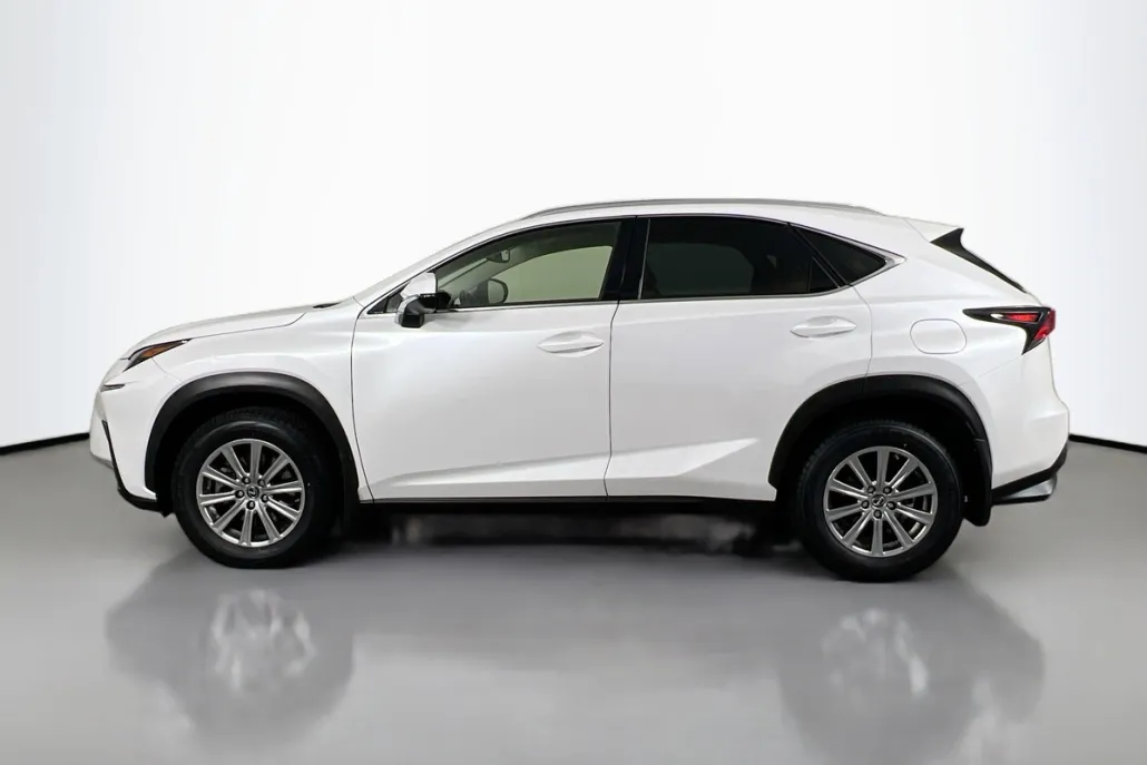 2021 Lexus NX 300 photo 1