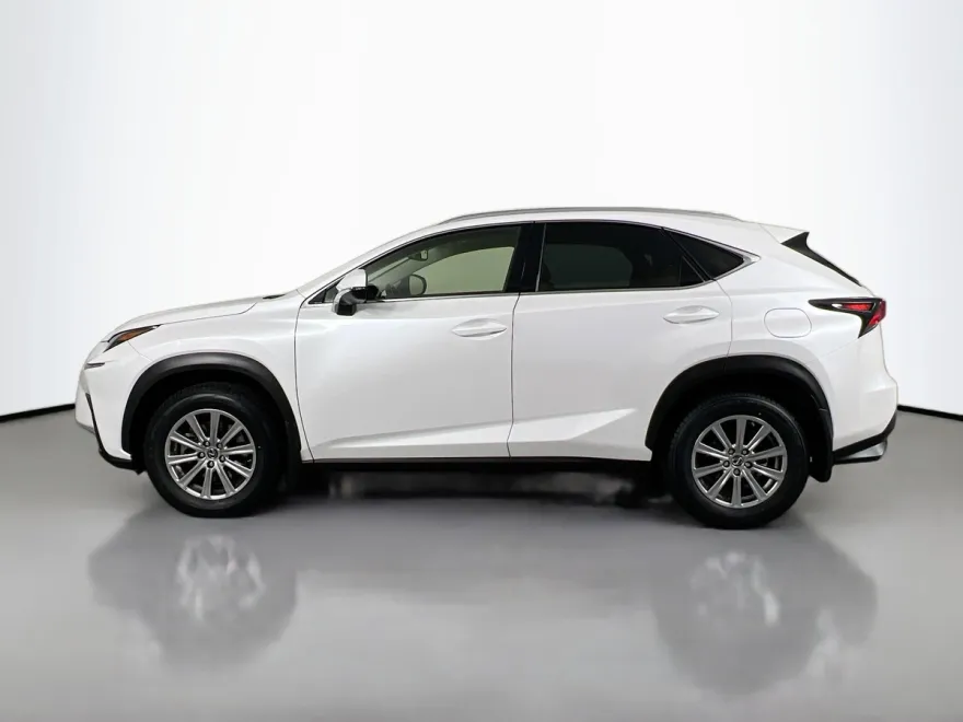 2021 Lexus NX 300 photo 1