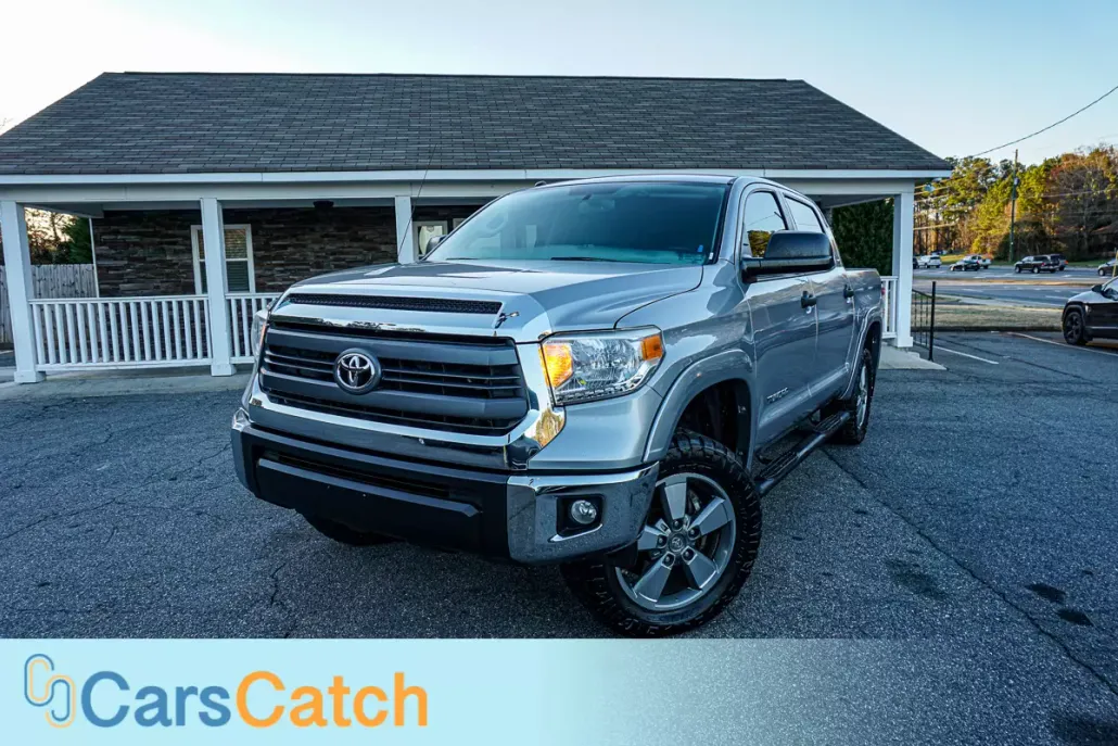 2015 Toyota Tundra SR5 photo 1