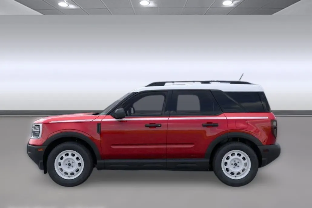2025 Ford Bronco Sport Heritage photo 1