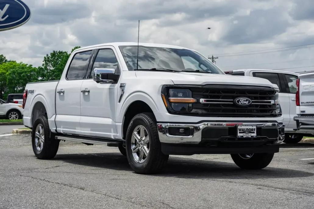 2024 Ford F-150 XLT photo 1
