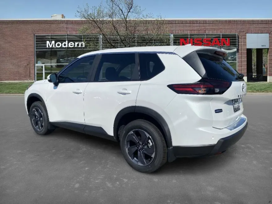 2026 Nissan Rogue SV photo 1