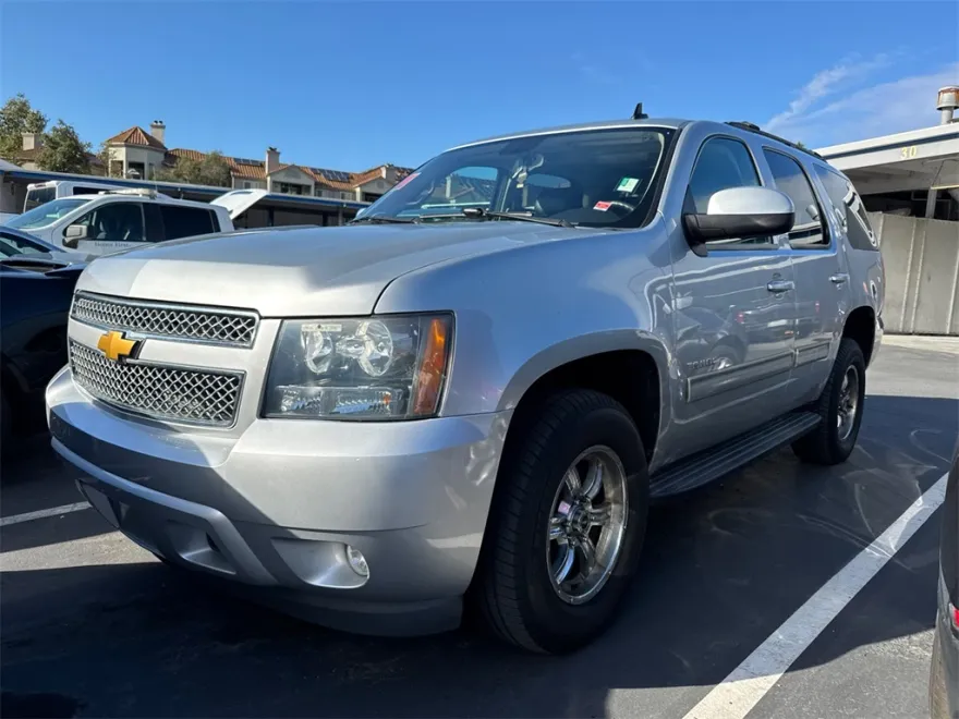 2012 Chevrolet Tahoe LT photo 1