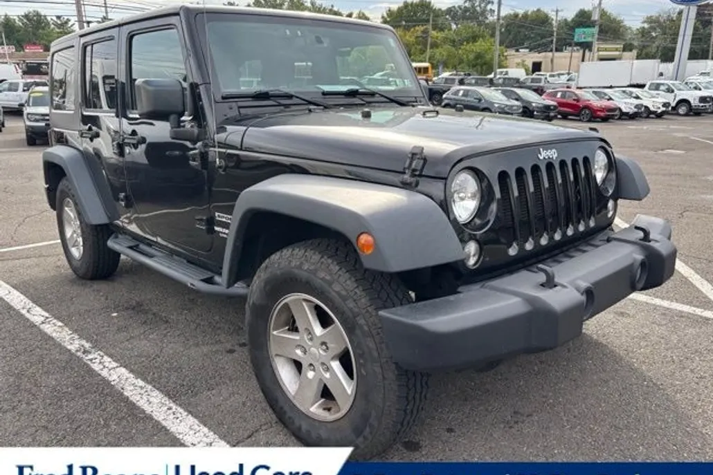2016 Jeep Wrangler Unlimited Sport photo 1