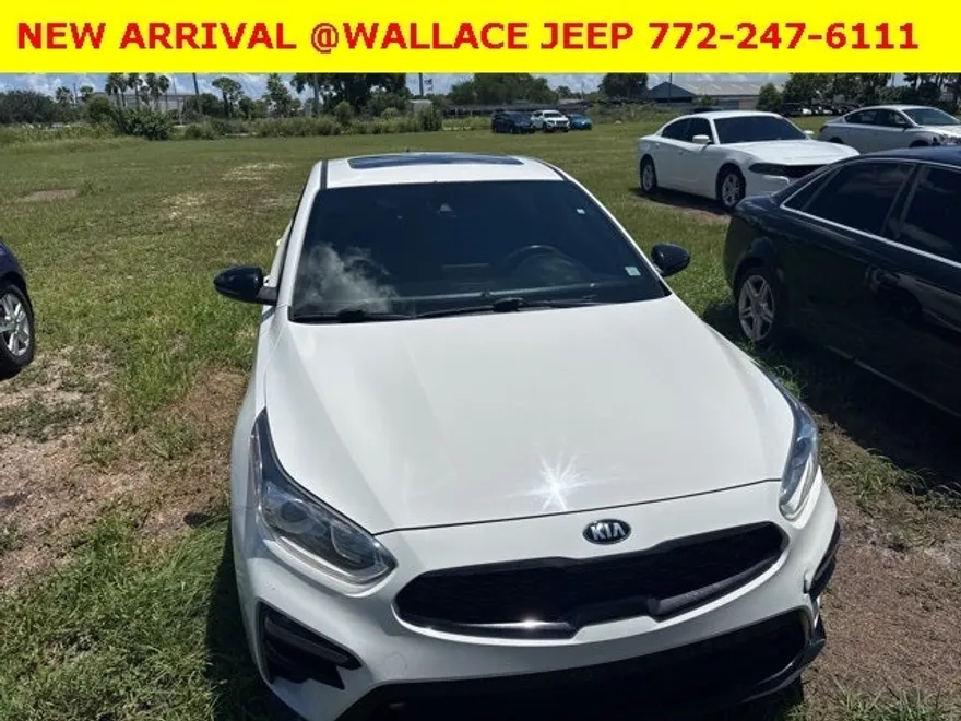 2021 Kia Forte GT-Line photo 1