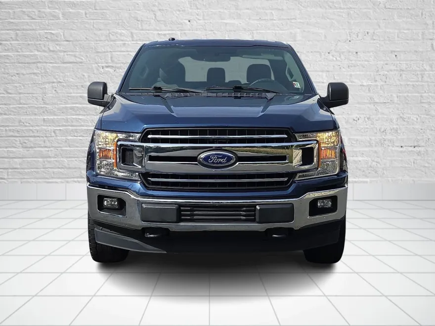 2018 Ford F-150 XLT photo 2