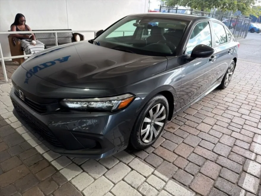 2024 Honda Civic LX photo 1