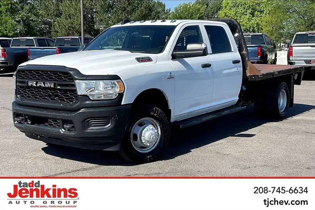 2022 Ram 3500 Tradesman photo 1