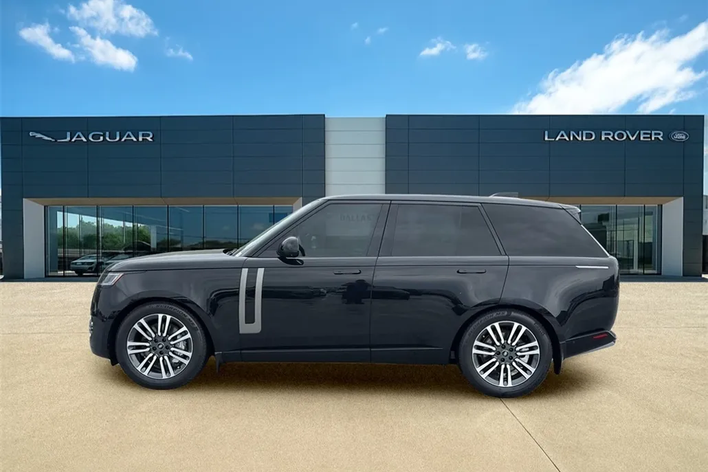 2025 Land Rover Range Rover SE photo 1