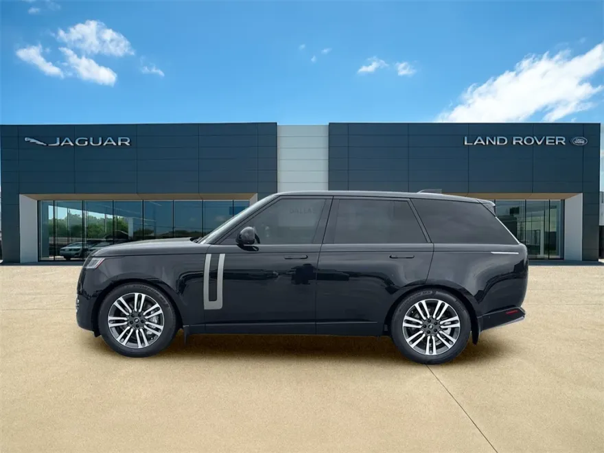2025 Land Rover Range Rover SE photo 1