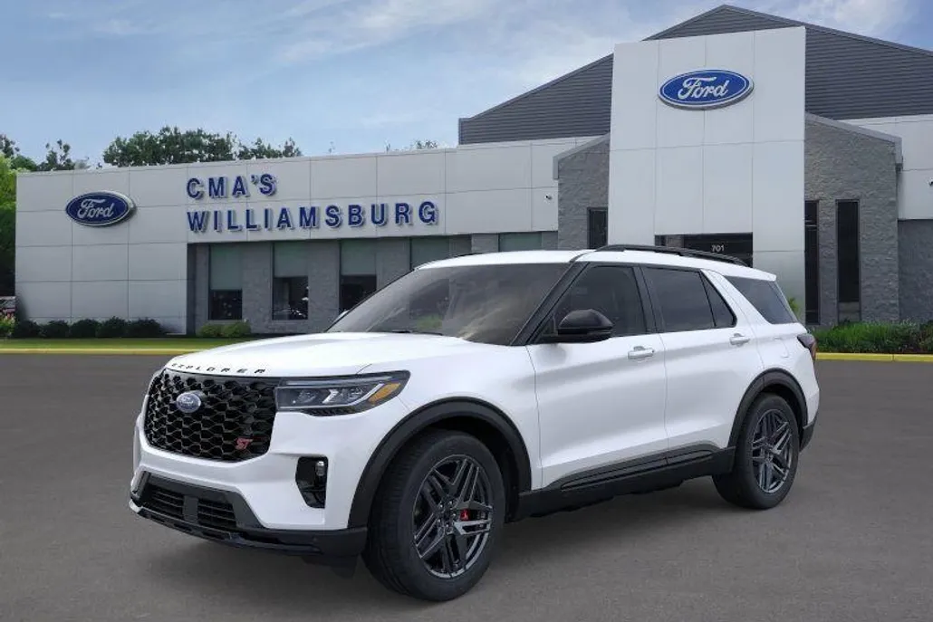 2025 Ford Explorer ST photo 1