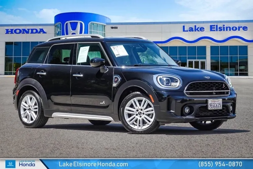 2023 Mini Countryman ALL4 S photo 1