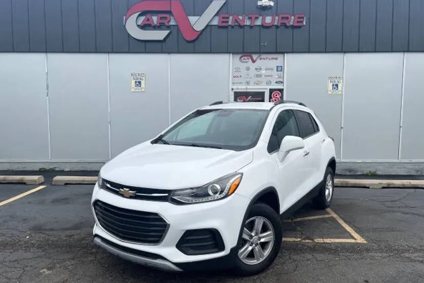 2019 Chevrolet Trax LT photo 1