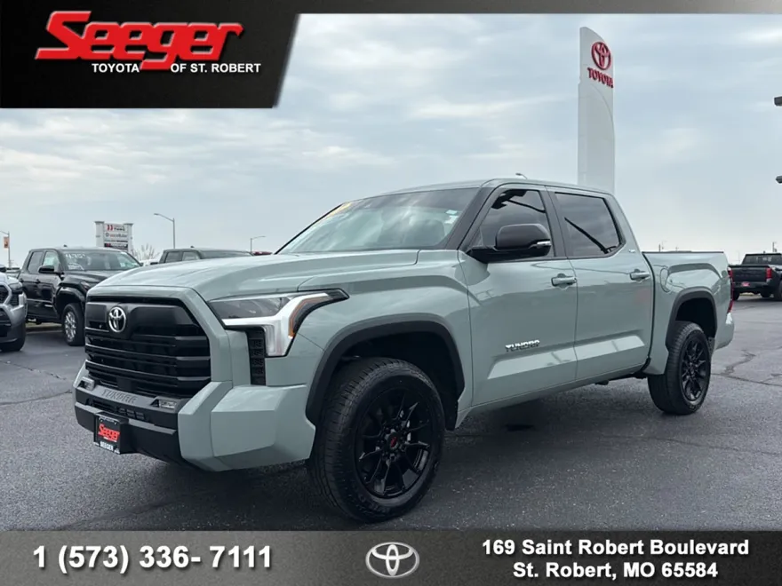 2025 Toyota Tundra SR5 photo 1