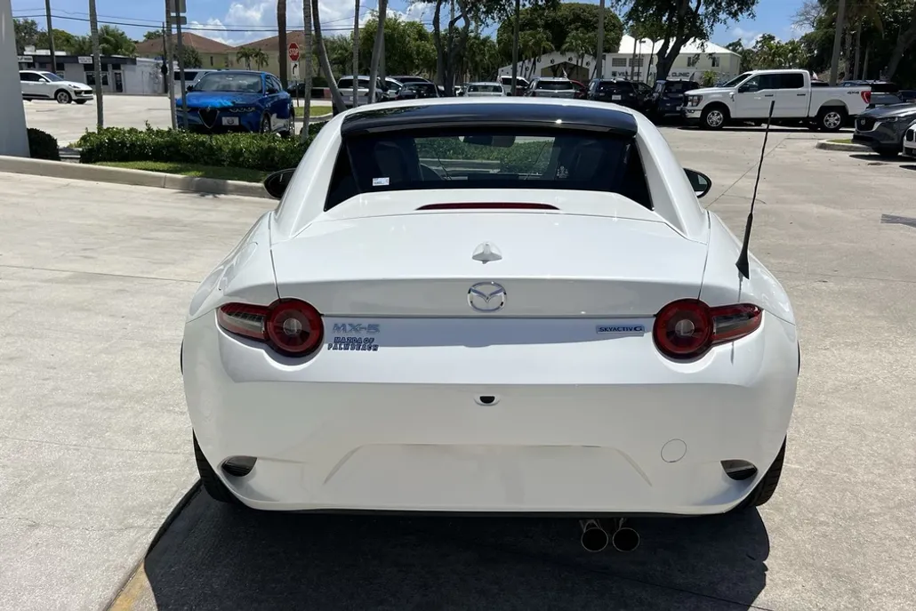2025 Mazda MX-5 Miata Miata RF Grand Touring photo 1