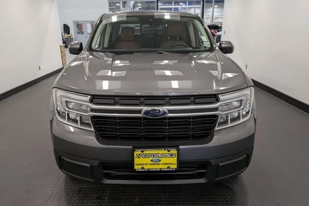 2023 Ford Maverick Lariat photo 1