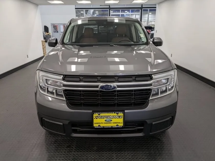 2023 Ford Maverick Lariat photo 1