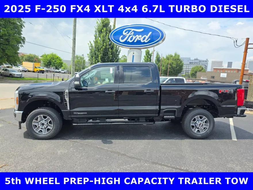 2025 Ford F-250 XLT FX4 photo 1
