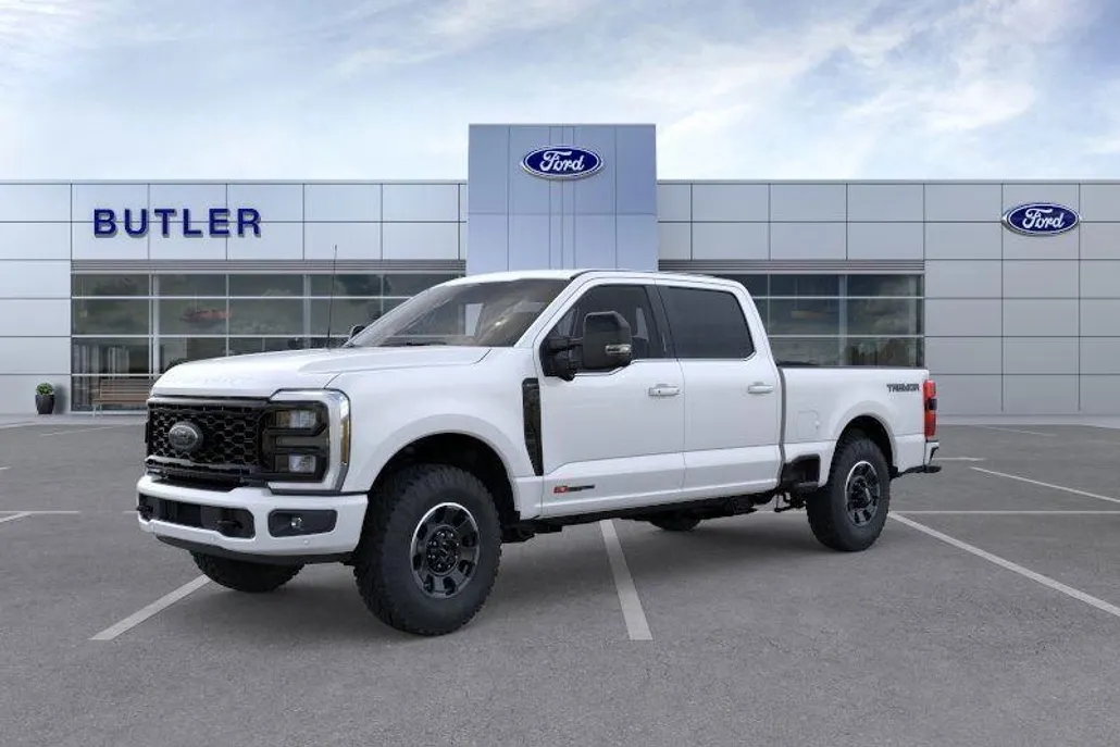 2026 Ford F-350 Lariat photo 1