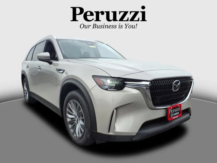 2024 Mazda CX-90 Preferred photo 1