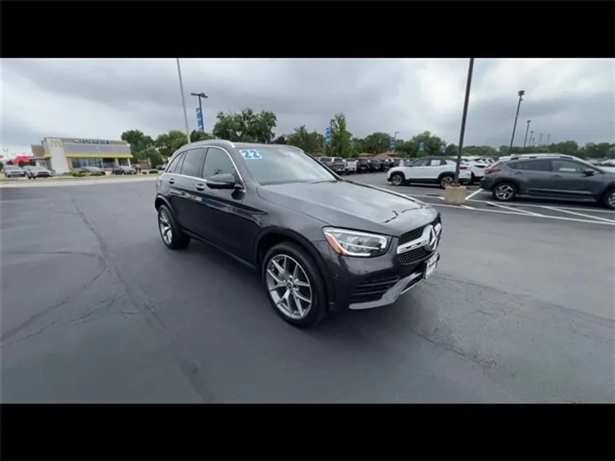 2022 Mercedes Benz GLC 300 4MATIC photo 1