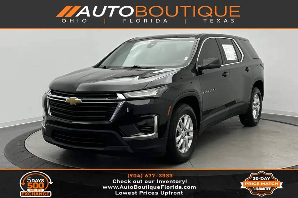 2022 Chevrolet Traverse LS photo 1