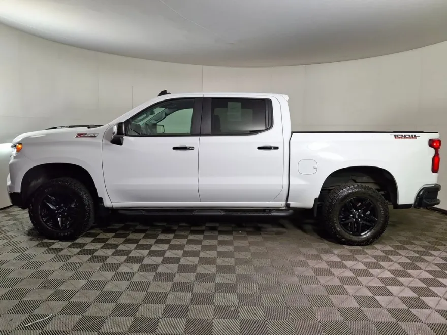 2023 Chevrolet Silverado 1500 LT Trail Boss photo 1