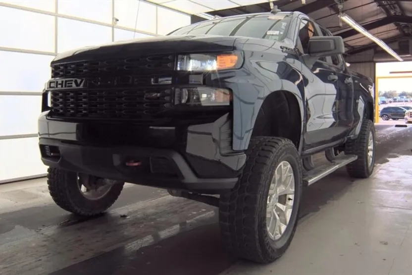 2019 Chevrolet Silverado 1500 Custom Trail Boss photo 1