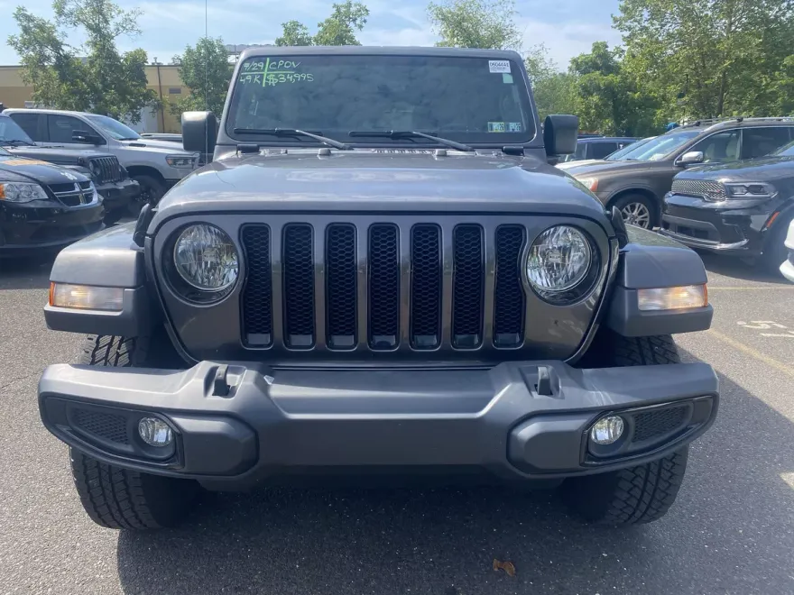 2021 Jeep Wrangler Unlimited Sahara Altitude photo 1