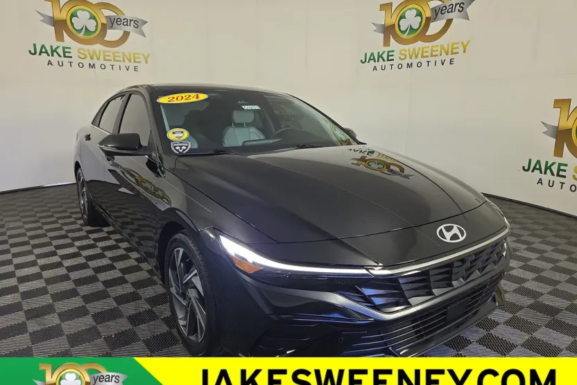 2024 Hyundai Elantra Limited photo 1
