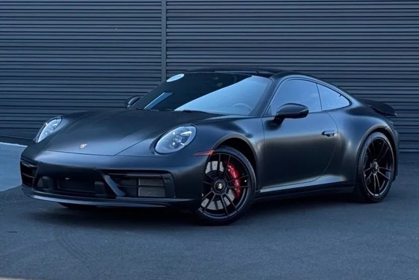 2023 Porsche 911 GTS photo 1