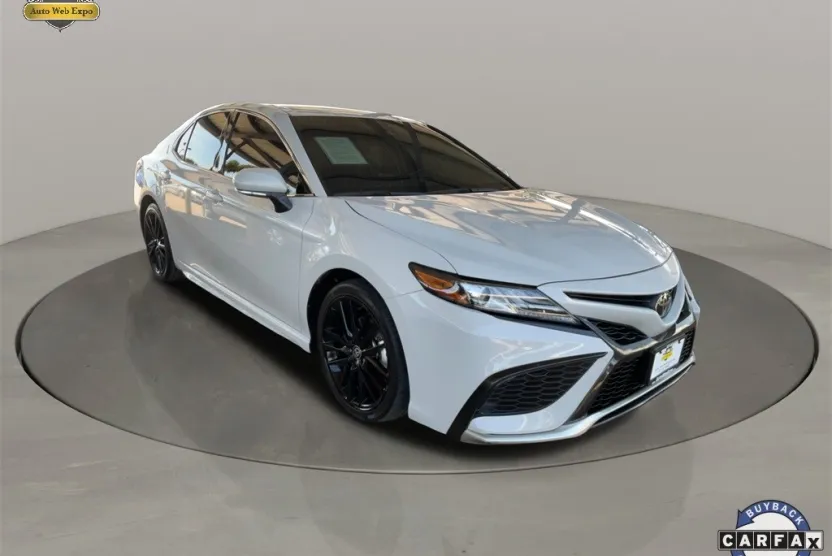 2023 Toyota Camry XSE photo 1
