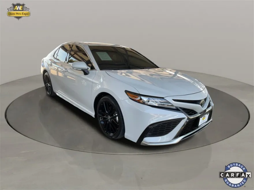 2023 Toyota Camry XSE photo 1
