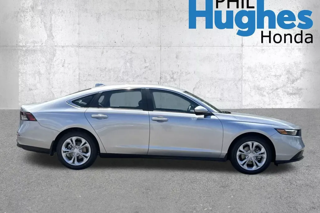 2025 Honda Accord LX photo 1