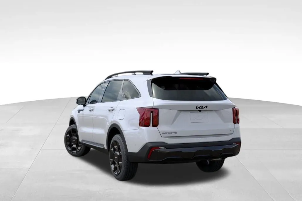 2026 Kia Sorento X-Line SX photo 1