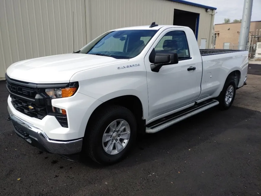 2024 Chevrolet Silverado 1500 photo 1