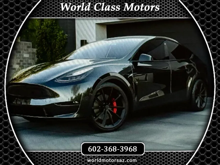 2023 Tesla Model Y Long Range photo 1